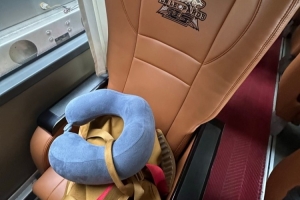 华体会官网-结束假期重新归队！辽篮训练师华莱士回到中国并发博晒照