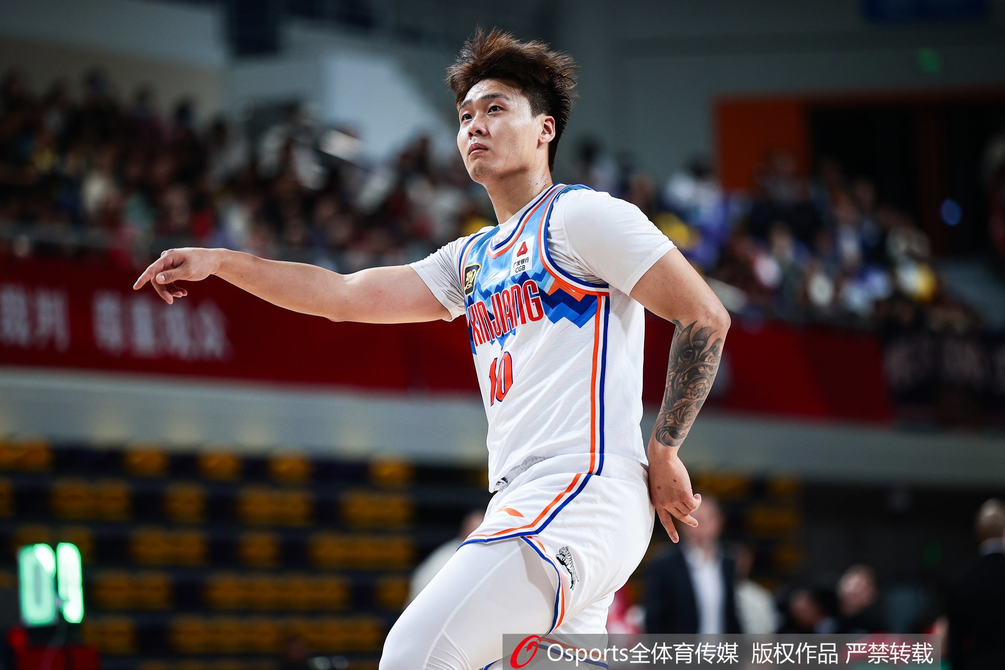 华体会官网-媒体人：首钢夺冠最佳时间是上赛季 赵睿能在关键时刻顶上来