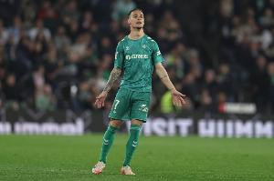 HuaTiHui-贝蒂斯CEO：对留下安东尼持谨慎乐观态度 贝蒂斯适合球员发展